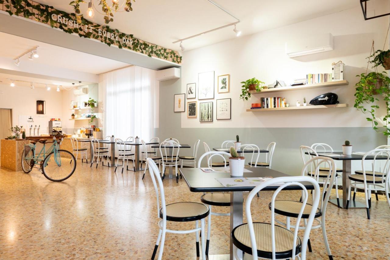 Couette-café De La Cattolica